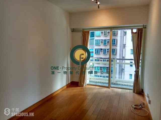 Soho - Centrestage 01