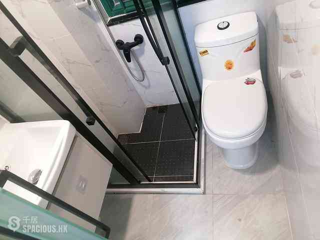 Mong Kok - Ngai Hing Mansion 05