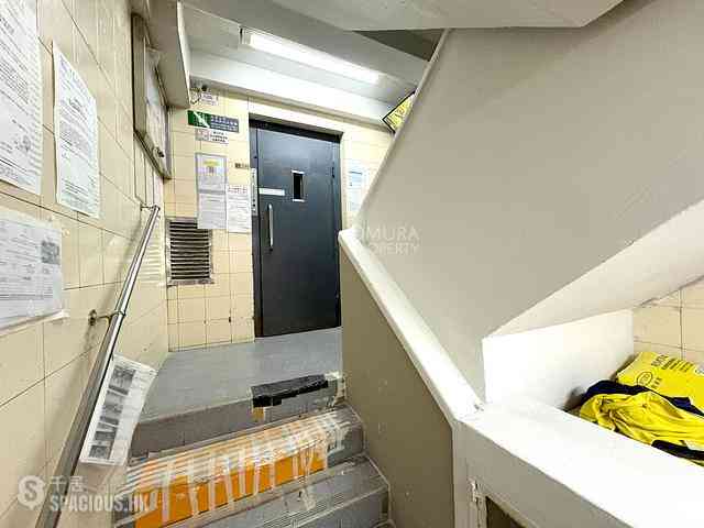 North Point - Luen Wo Apartments 29