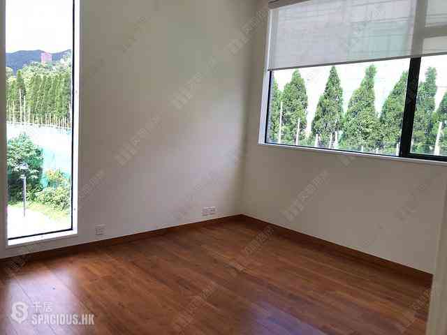 Shouson Hill - Helene Court 05
