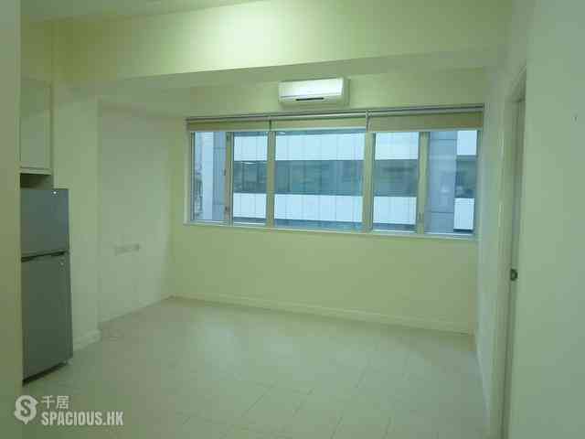 Sheung Wan - 219, Queen's Road Central 02