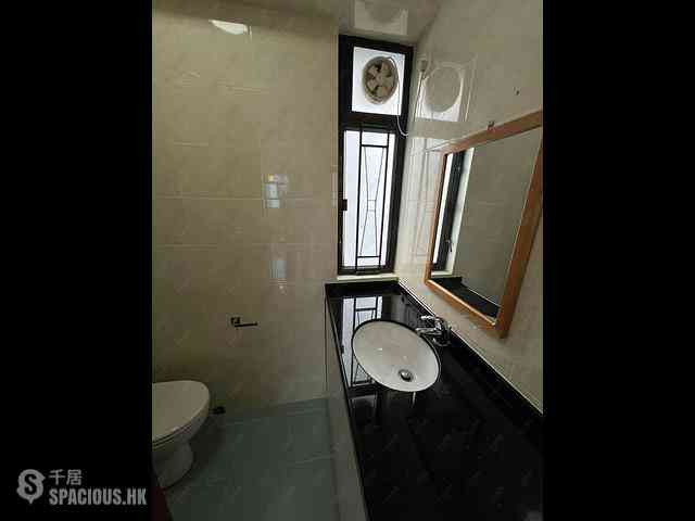 Sai Ying Pun - General Building 11