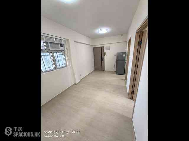 Kennedy Town - Yue On Building 02