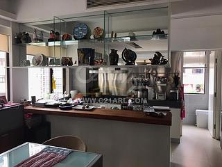 Happy Valley - 2, Wang Tak Street 02