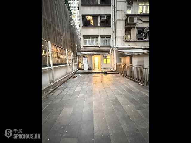 Wan Chai - Rialto Building 01