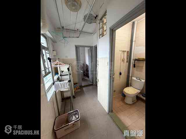 Tai Wai - Julimount Garden Block 6 11