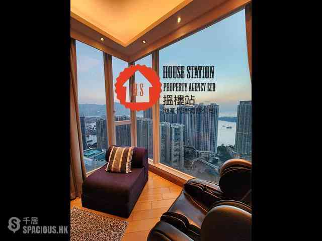 Tai Kok Tsui - Harbour Green Tower 1 06