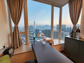 Tai Kok Tsui - Harbour Green Tower 1 11