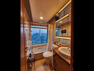 Tai Kok Tsui - Harbour Green Tower 1 13