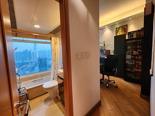 Tai Kok Tsui - Harbour Green Tower 1 14