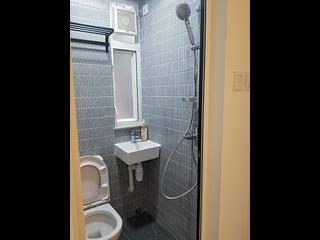 Sai Ying Pun - 2-4, Chung Ching Street 05