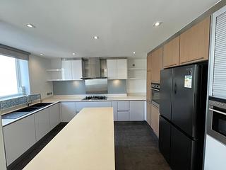 Discovery Bay - Discovery Bay Phase 1 Beach Village Headland Drive 07