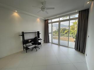 Discovery Bay - Discovery Bay Phase 1 Beach Village Headland Drive 18
