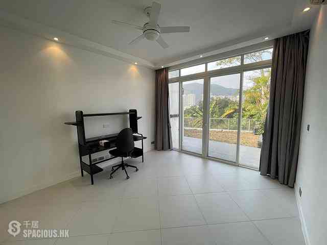 Discovery Bay - Discovery Bay Phase 1 Beach Village Headland Drive 18