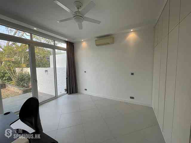 Discovery Bay - Discovery Bay Phase 1 Beach Village Headland Drive 19
