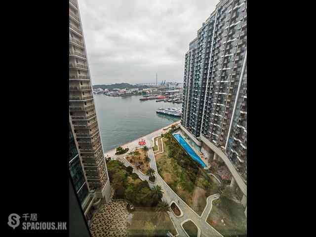 Cheung Sha Wan - Grand Victoria 02