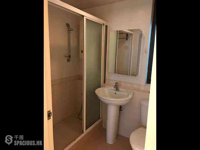 Pok Fu Lam - Chi Fu Fa Yuen Phase 2 Fu Wah Yuen (Block H10) 06
