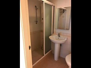Pok Fu Lam - Chi Fu Fa Yuen Phase 2 Fu Wah Yuen (Block H10) 12
