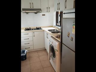 Pok Fu Lam - Chi Fu Fa Yuen Phase 2 Fu Wah Yuen (Block H10) 13