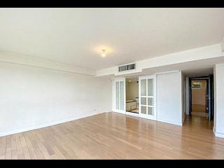 Pok Fu Lam - Villa Cecil Phase 3 Block 2 04