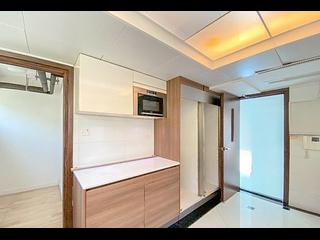 Pok Fu Lam - Villa Cecil Phase 3 Block 2 12