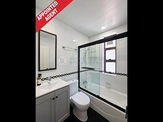 Clear Water Bay - Hillview Court 07