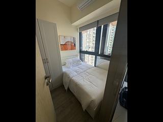 Sai Ying Pun - The Queens 04
