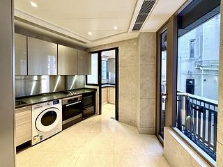 Kennedy Town - Cadogan 11