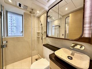 Kennedy Town - Cadogan 13