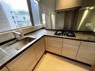 Kennedy Town - Cadogan 12