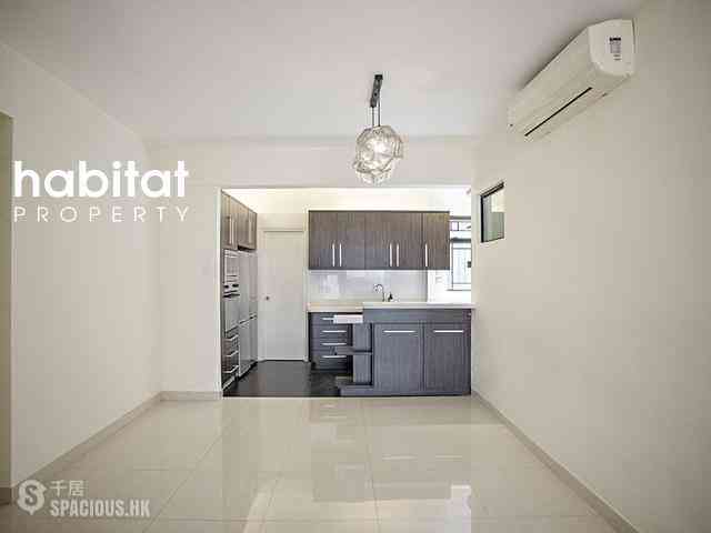 Mid Levels Central - Elegant Terrace 06