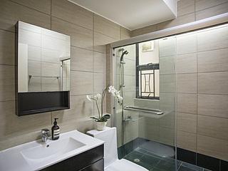 Mid Levels Central - Elegant Terrace 09