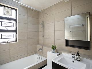 Mid Levels Central - Elegant Terrace 10