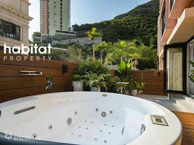 Repulse Bay - The Beachside 12