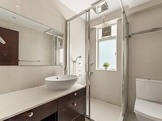Mid Levels Central - Wing Hong Mansion 12