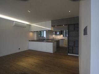 Stubbs Road - Jade House 06