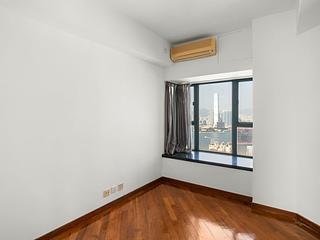 Mid Levels West - 80 Robinson Road 07
