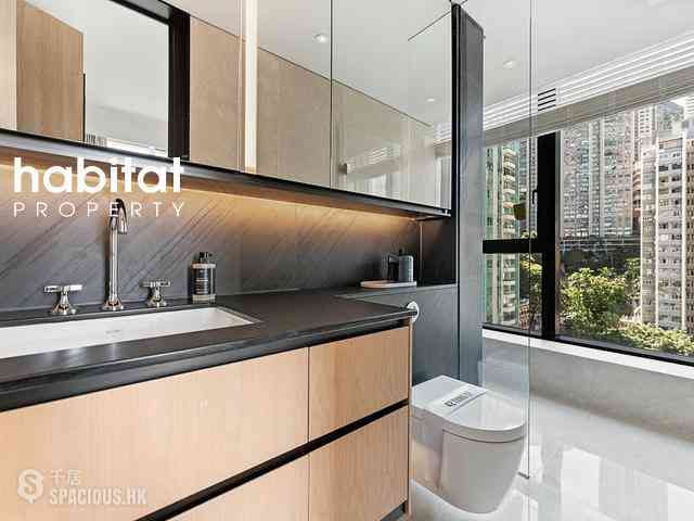 Sheung Wan - 42, Tung St. 06