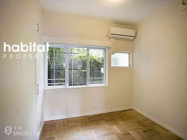 Chung Hom Kok - 30, Cape Road 07
