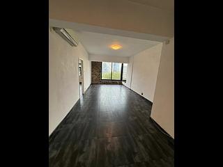 Mid Levels Central - Mackenny Court 03