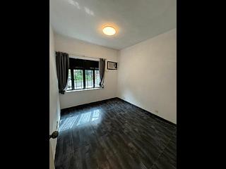Mid Levels Central - Mackenny Court 04