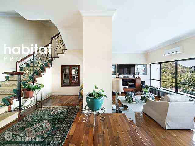 Chung Hom Kok - Coral Villas 06