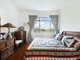Chung Hom Kok - Coral Villas 14