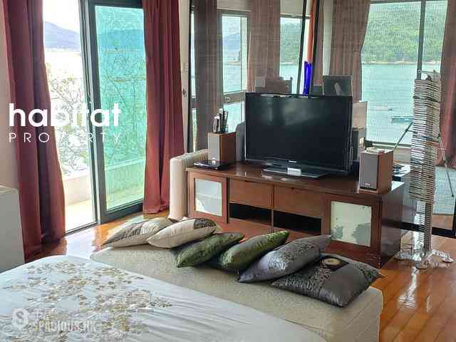 Clear Water Bay - Siu Hang Hau 07