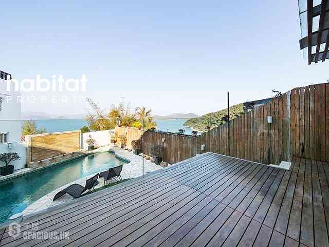 Clear Water Bay - Silver View Lodge 01