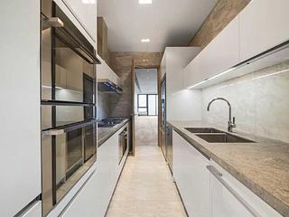 The Peak - 7-15 Mount Kellett Road 04