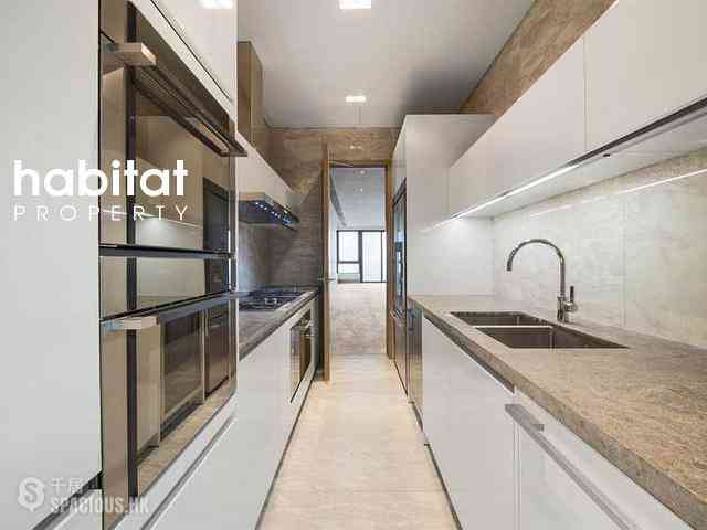 The Peak - 7-15 Mount Kellett Road 04