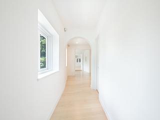 Mid Levels Central - Gladdon 05