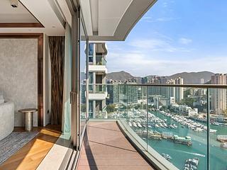 Ap Lei Chau - Marina South 03