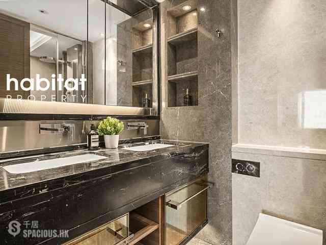 Ap Lei Chau - Marina South 09